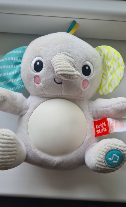 Jucarie interactiva Elefant cu melodii și lumini