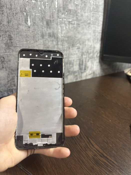 Продам телифон вроде рабочий