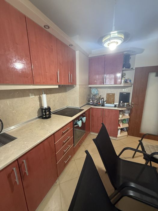Продава се Тристаен апартамент в Пловдив, Младежки Хълм - 86 кв.м за 2210 €/кв.м - Снимка #2