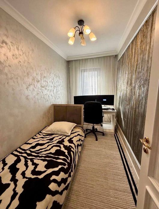 Продаётся квартира в Мирабад Ул Афросиёб Ор Метро Ойбек