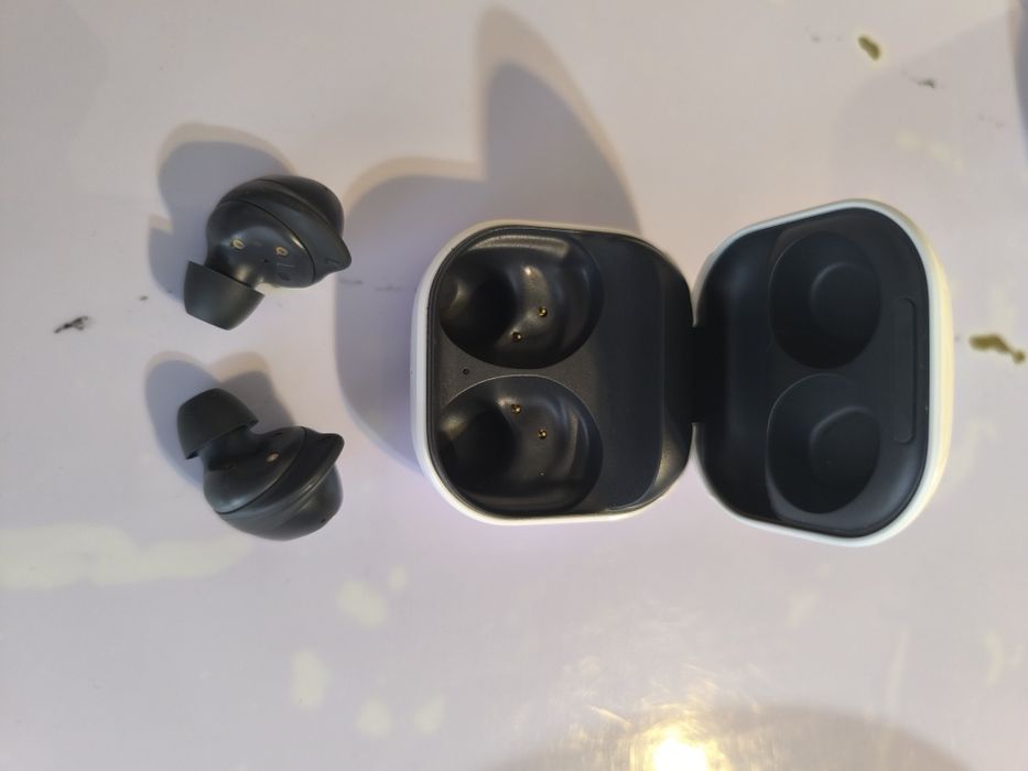 Наушники Samsung galaxy buds fe