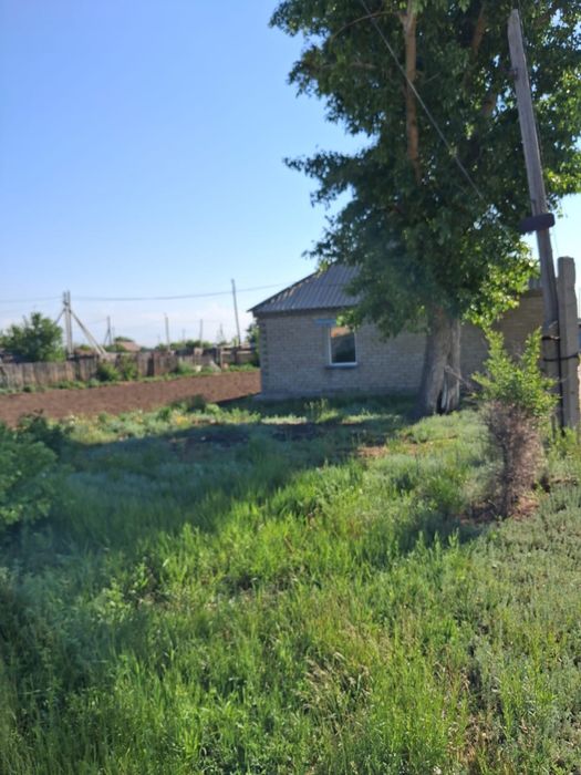 Продам дом п. Атамекен