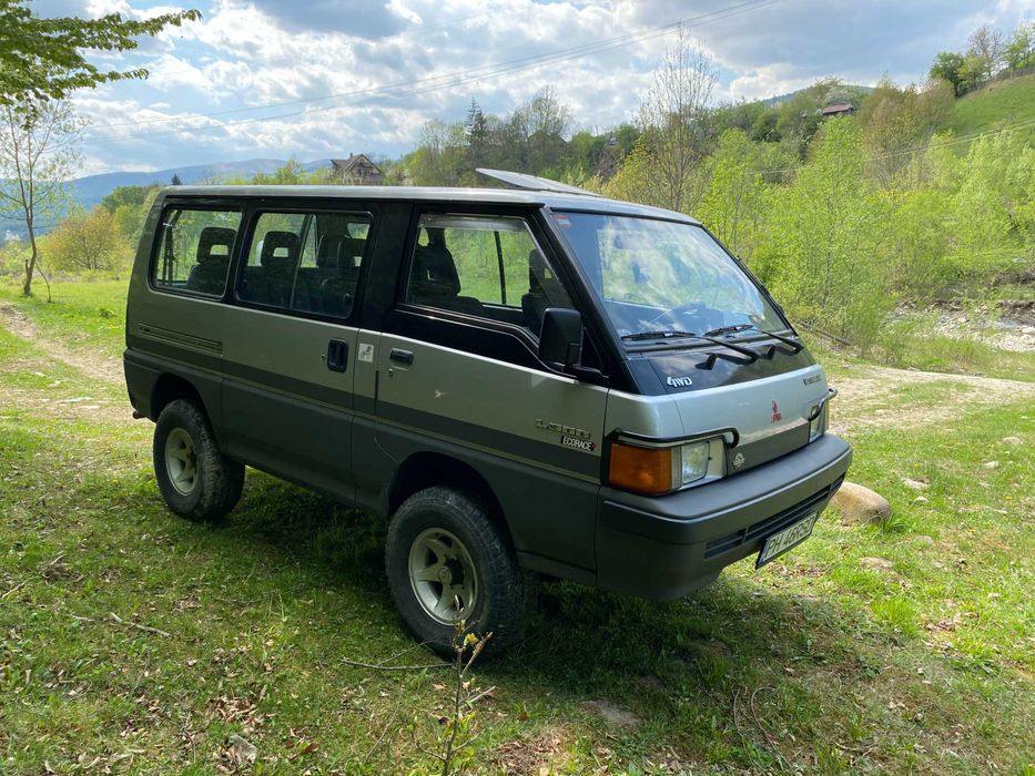 Mitsubishi L300 4x4 reductor vehicul istoric atestat raritate