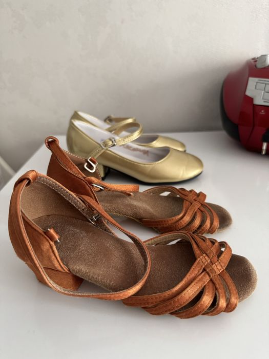 Туфельки для танцев