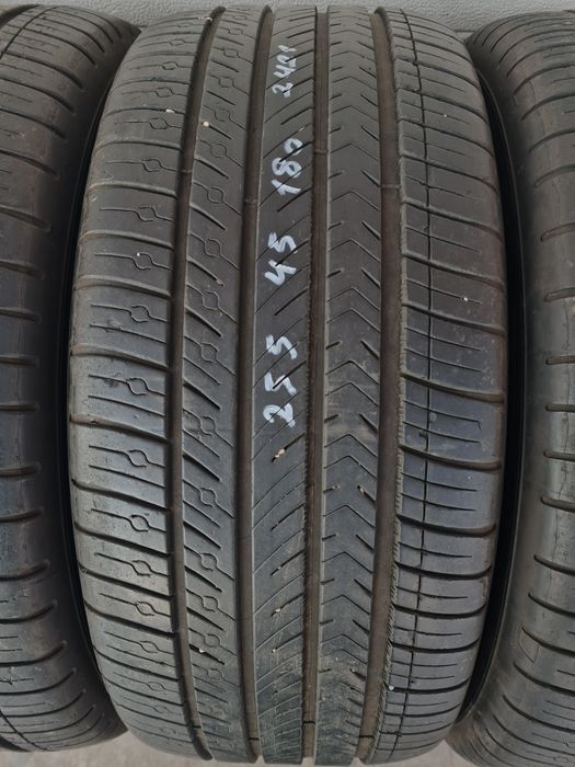 Всесезонни гуми 4 броя MICHELIN PilotSport AllSeason4 255 45 R18