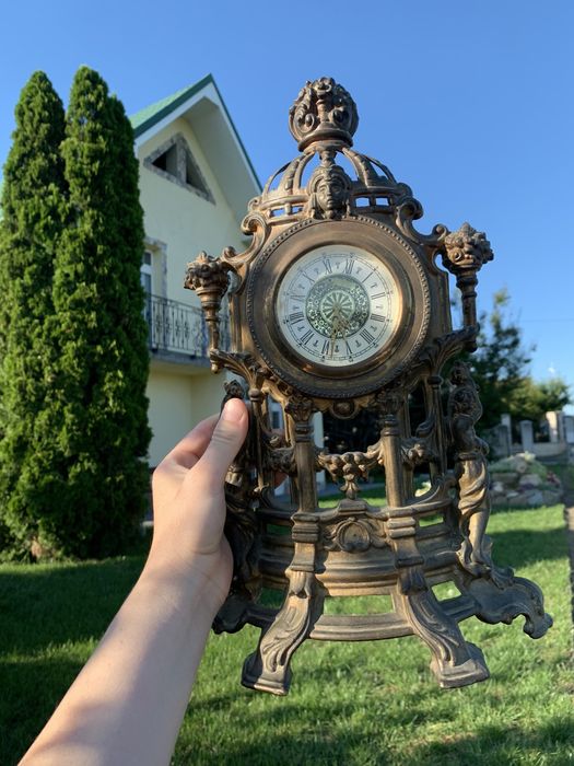 Ceas vechi vintage semineu stil baroc