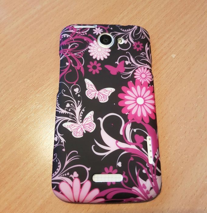 Чехол на телефон