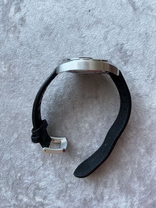 Продам мужские часы