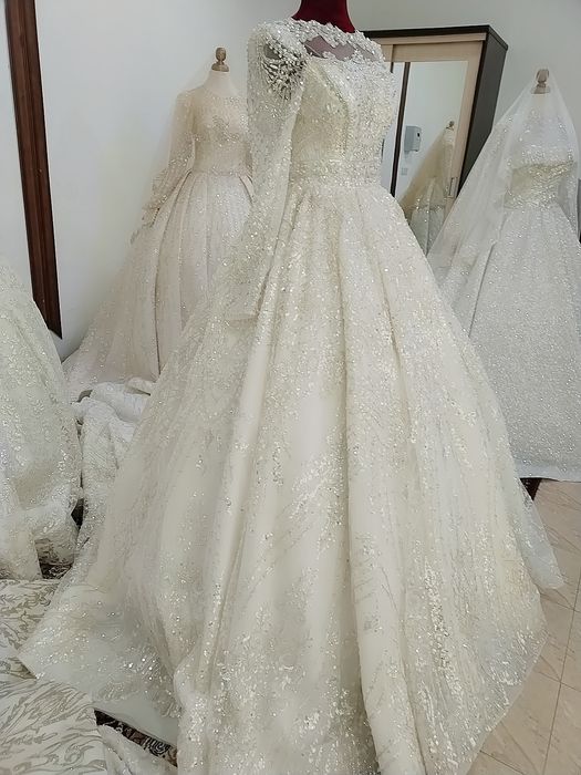 To'y libos sotiladi Srochna tezlik bilan