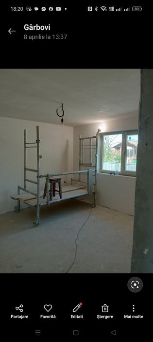 Executam tencuiala mecanizata