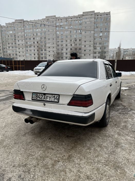 Мерседес бенс 200