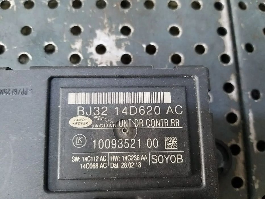 Modul usa dreapta spate land rover range rover evoque l538 bj3214d620ac 1009352100