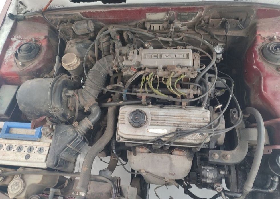 Продам Митсубиси Лансер по запчастям