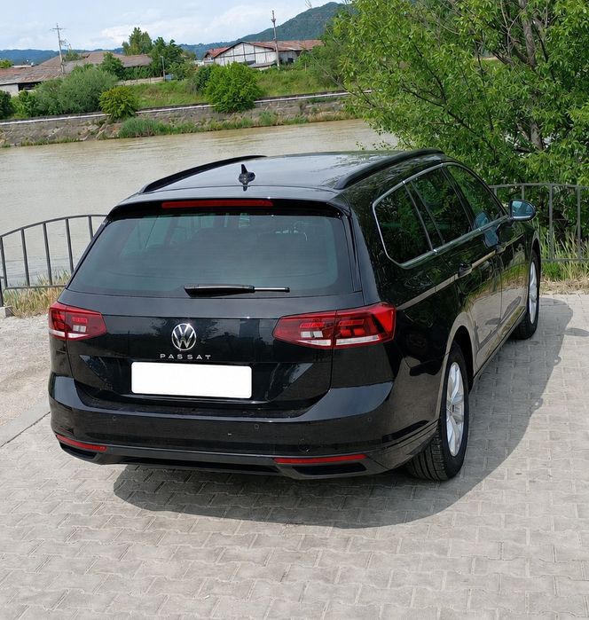 VOLKSWAGEN Passat 2023 — imagine 3