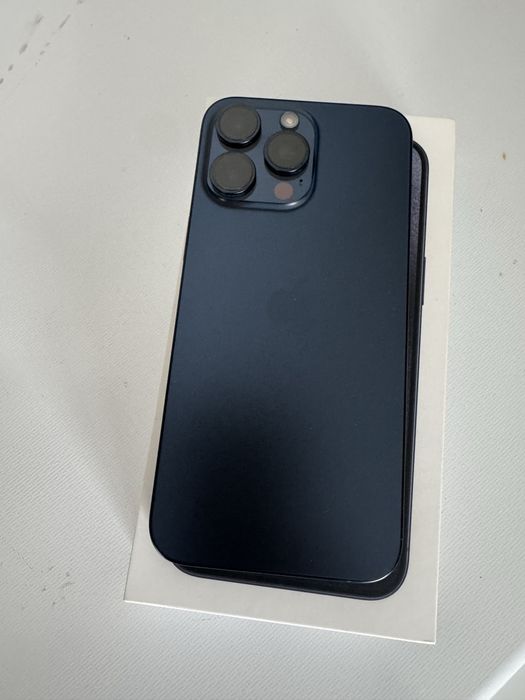 Iphone 15 pro max impecabil
