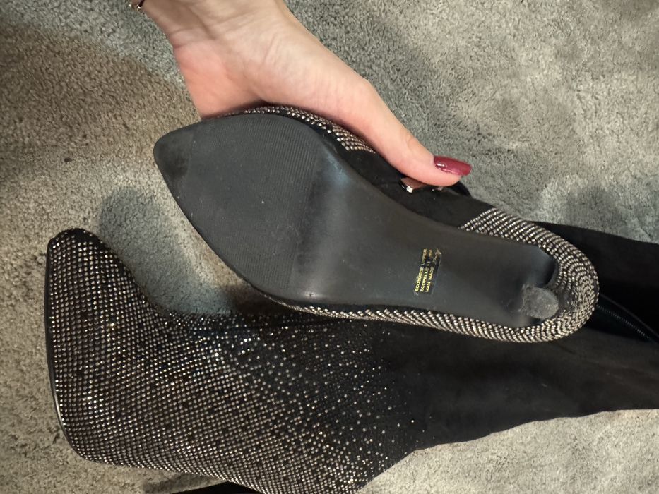 Дамски ботуши над коляното