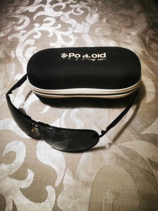 Слънчеви очила с калъф