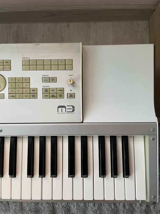 Korg М3/Корг М3 256МВ