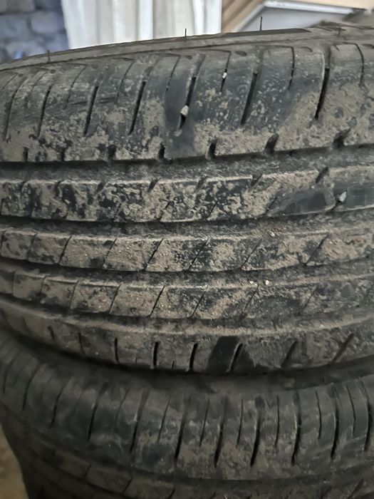 Продам шины 205/60/16 комплект