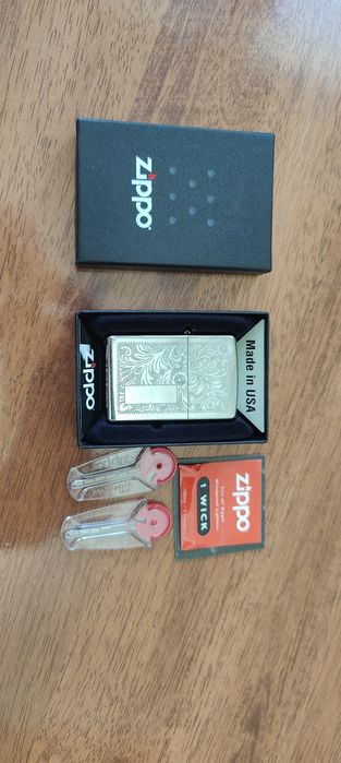 Зажигалка бензиновая.Zippo.
