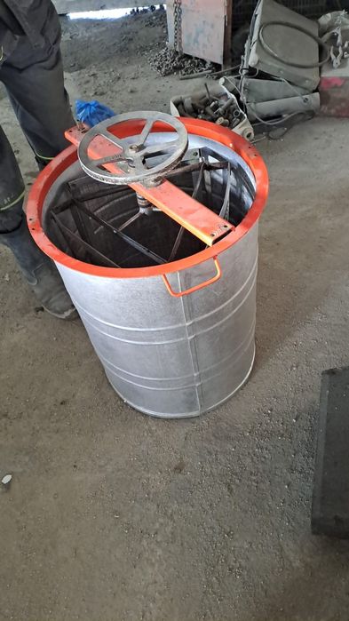 Продам медогонку