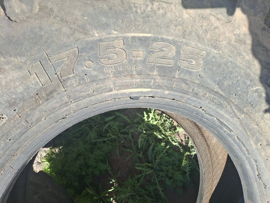 Продам колеса на погрузчик