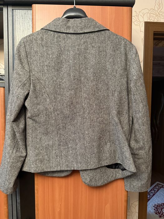 Costum fusta si sacou