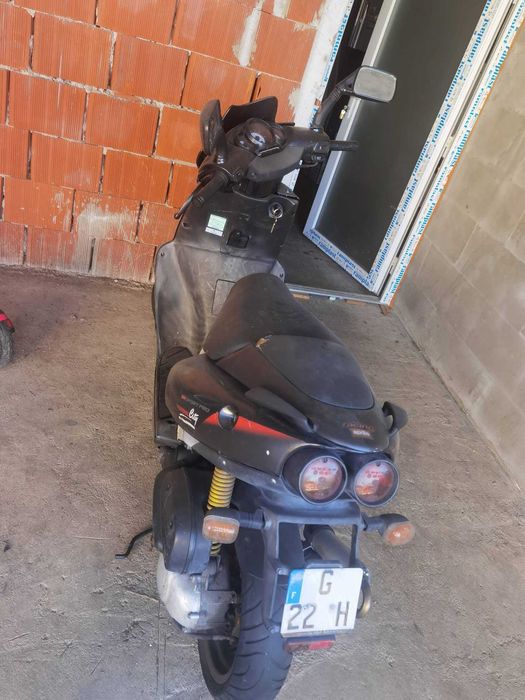 Aprilia sr 50 scuter