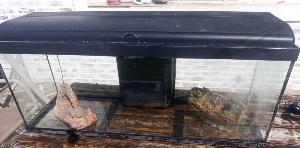 Acvariu 100 litri L=100cm l=29cm h=40cm