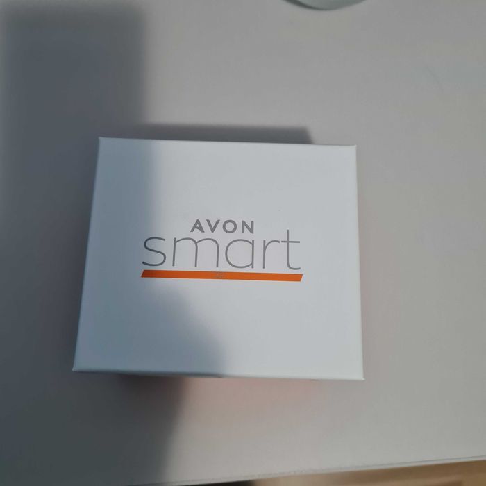 ceas avon smart nou