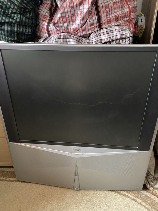 Продам телевизор холодильник машинку кондиционер