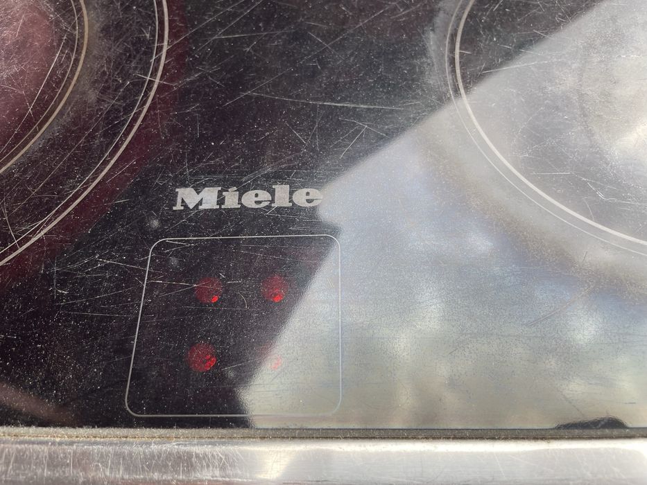 Фурна за вграждане MIELE