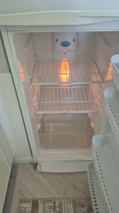 Холодильник б/у LG