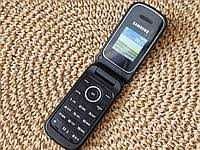 Телефон Samsung GT-E1190 перфектен с зарядно
