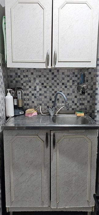 Продаю кухонный гарнитур.