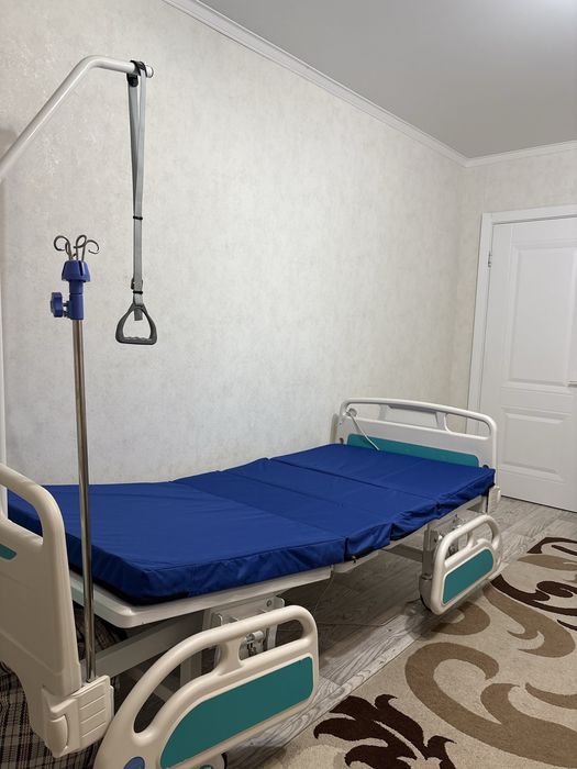 Медицинская кровать