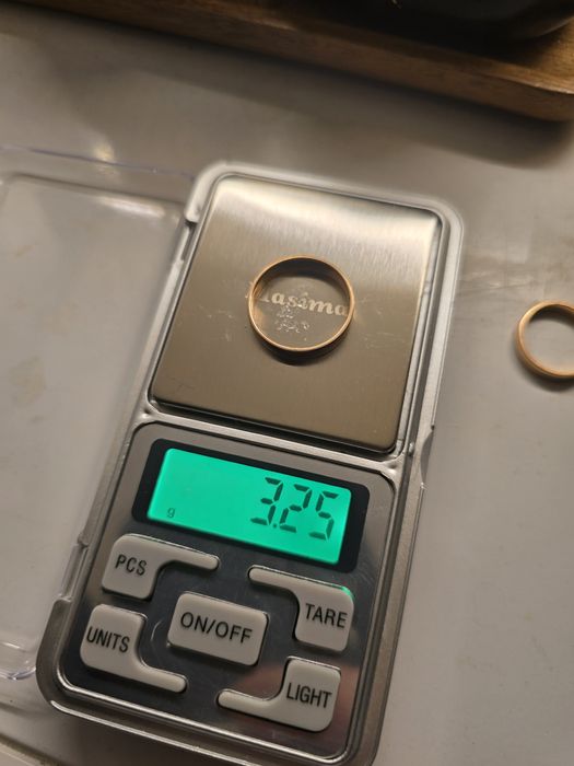 Золотые обручальные кольца