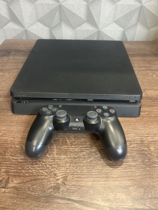 Playstation 4 + Контролер