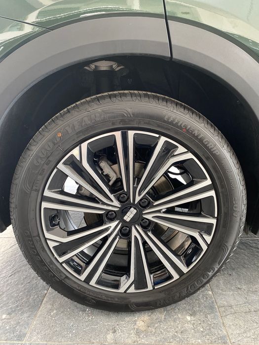 Geely Ex 5 EM-i Max