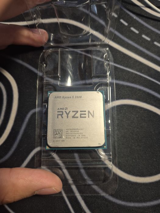 Ryzen 5 2600 ,проццесор AMD