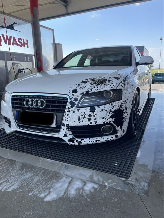 AUDI A4 2010