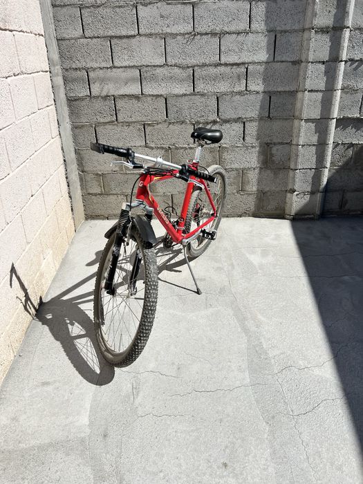 Велосипед Genesis.