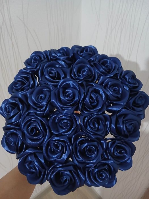 Раушан гулдер(лентадан)