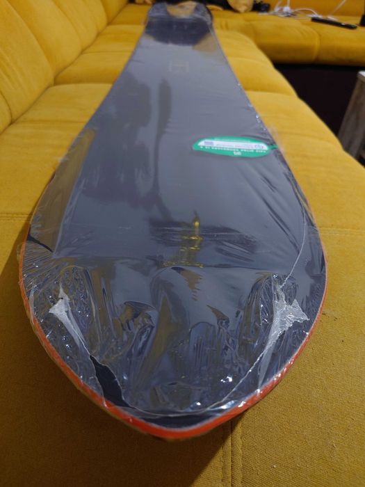 Nitro Quiver Cannon Snowboard 203, 2022 ––– Noua, in tipla