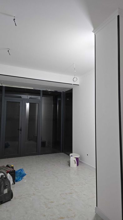 Nejiloy ofis magazin sotiladi