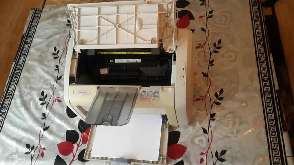 Продам принтер НР 1018