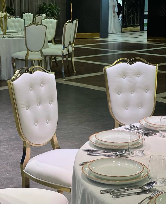 Стул сотилади. Хитой. Нержавека .Сифати зур.Янги мадел.Б/У холатда