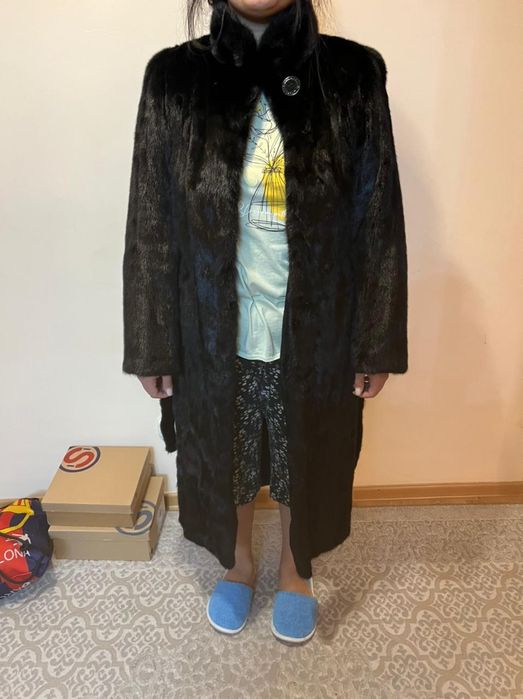 Продаётся шуба б/у