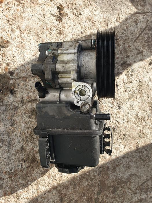 Pompa servodirectie  2.2 cdi euro 5
