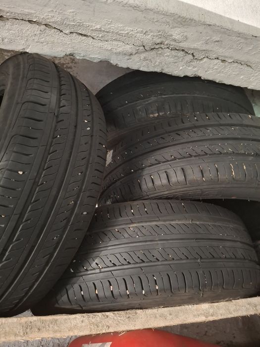 Шины б/у пробег 300км